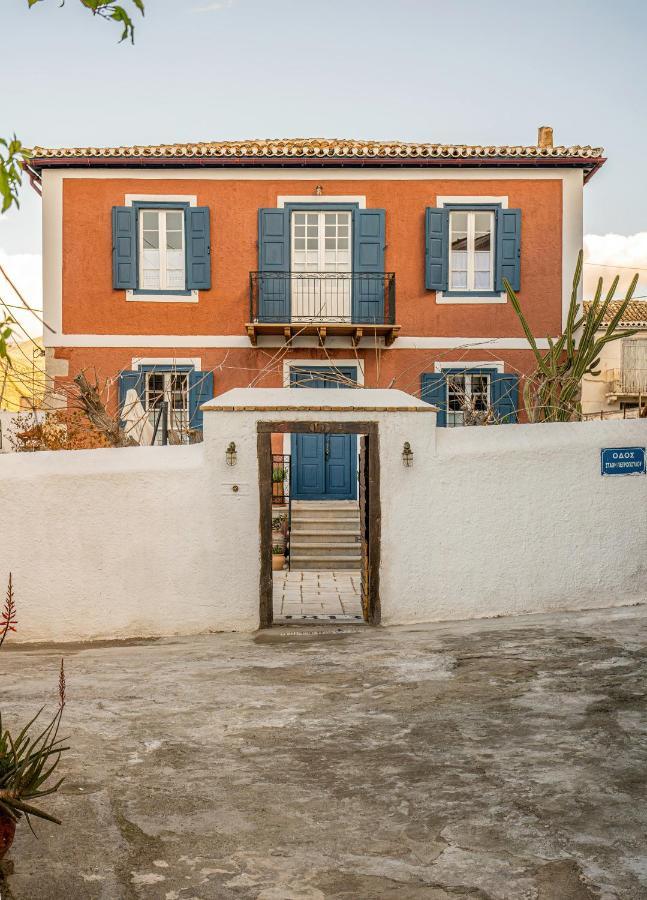 The 1813 Painter'S Villa By Neuvel Galaxídhion Dış mekan fotoğraf